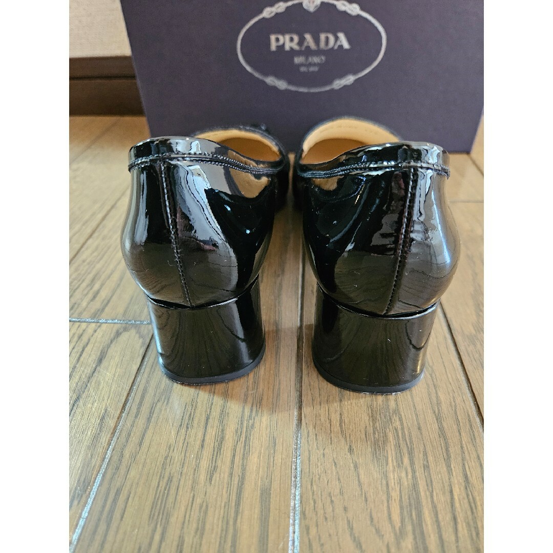 PRADA - PRADAプラダ エナメル ローファー パンプス 37.5黒の PRADA - PRADAプラダ エナメル ローファー パンプス 37.5黒の
