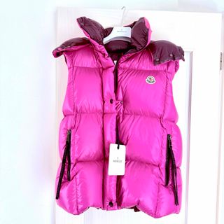 MONCLER(ピンク/桃色系)のフリマアイテム一覧 MONCLER(ピンク/桃色系)のフリマアイテム一覧