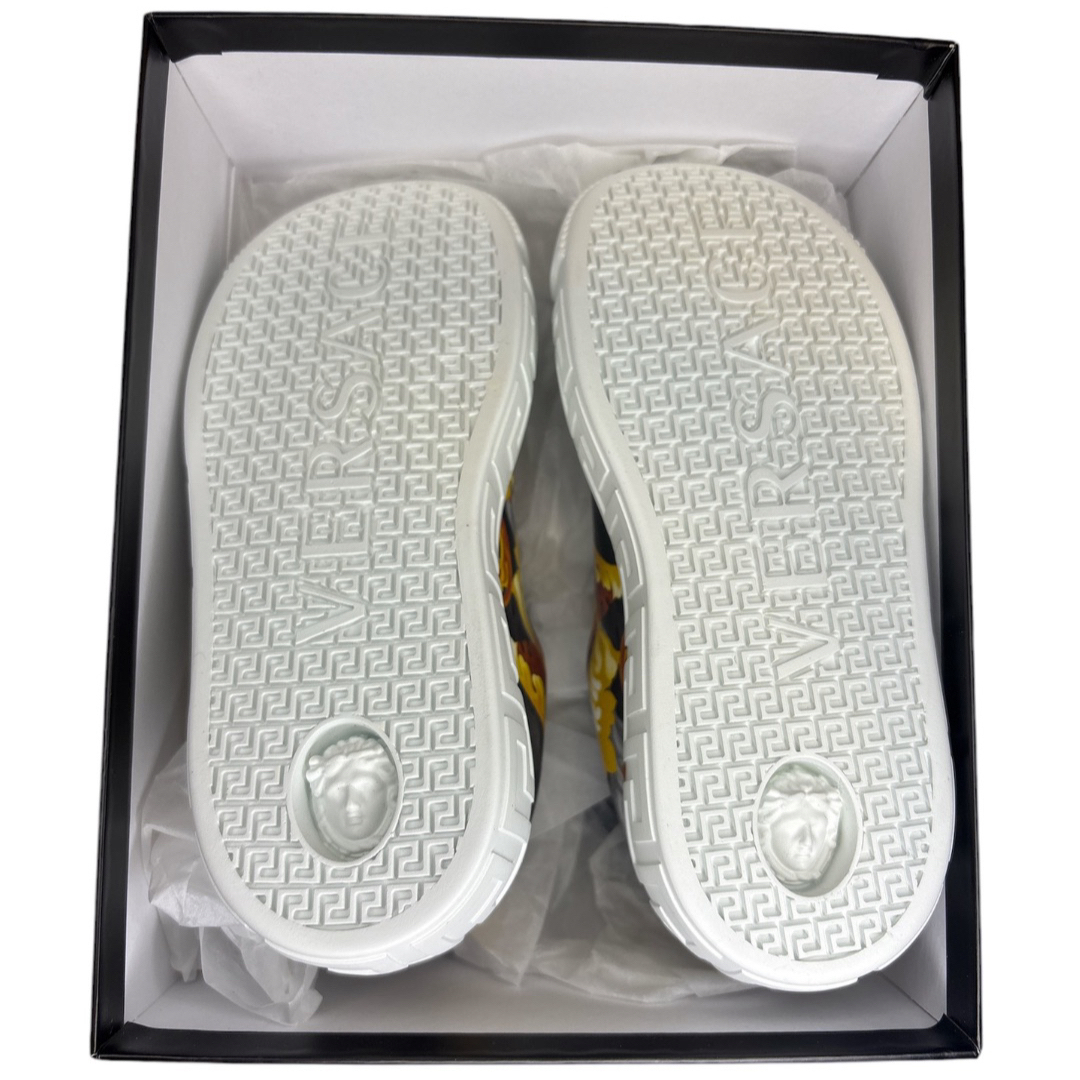 ヴェルサーチ VERSACE キッズ スニーカー 19cm 29 新品 未使用の ヴェルサーチ VERSACE キッズ スニーカー 19cm 29 新品 未使用の