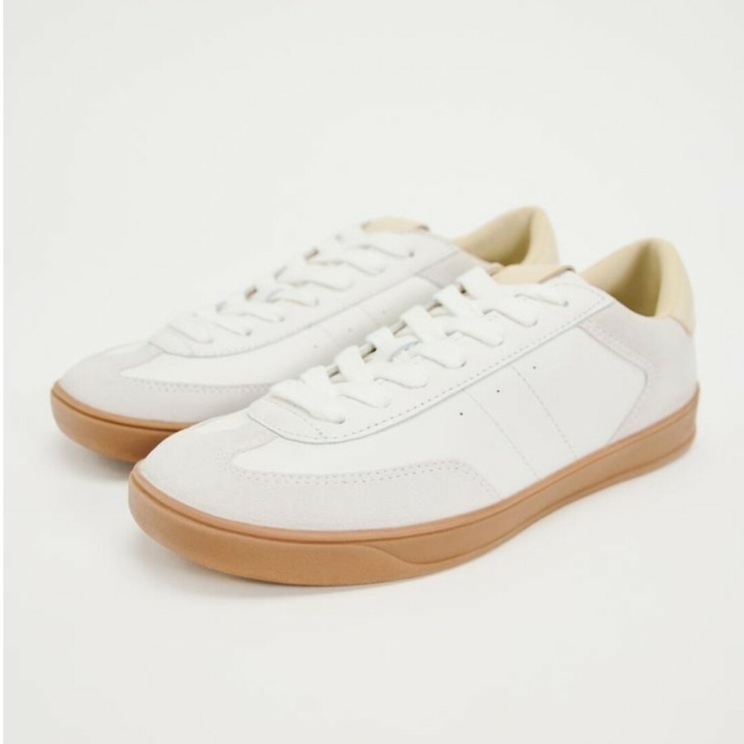 ZARA - レザースニーカー ZARAの通販 by エム♡'s shop|ザラ ZARA - レザースニーカー ZARAの通販 by エム♡'s shop|ザラ