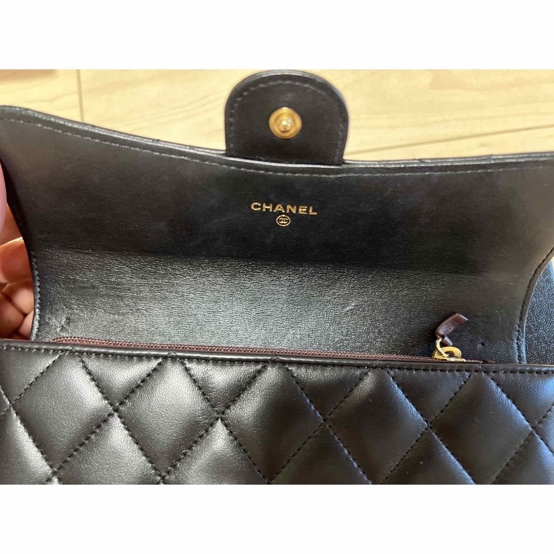 CHANEL - CHANEL 長財布 キルティング 黒 認証カード付き 長財布 CHANEL - CHANEL 長財布 キルティング 黒 認証カード付き 長財布