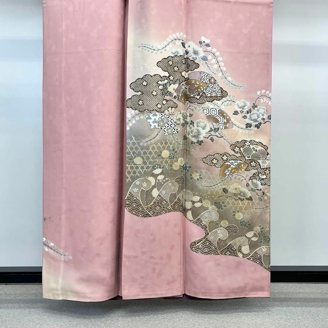 訪問着 波に雲模様 地紙 花柄模様 金彩 曙色 K-4070 訪問着 波に雲模様 地紙 花柄模様 金彩 曙色 K-4070