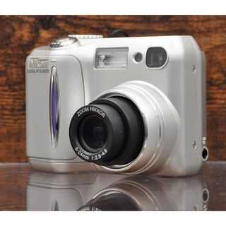 Nikon - コンパクトデジタルカメラ NIKON COOLPIX 885 動作品の