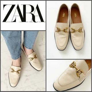 ZARA - ZARA バックルソフトレザーローファーの通販 by エム♡'s ZARA - ZARA バックルソフトレザーローファーの通販 by エム♡'s