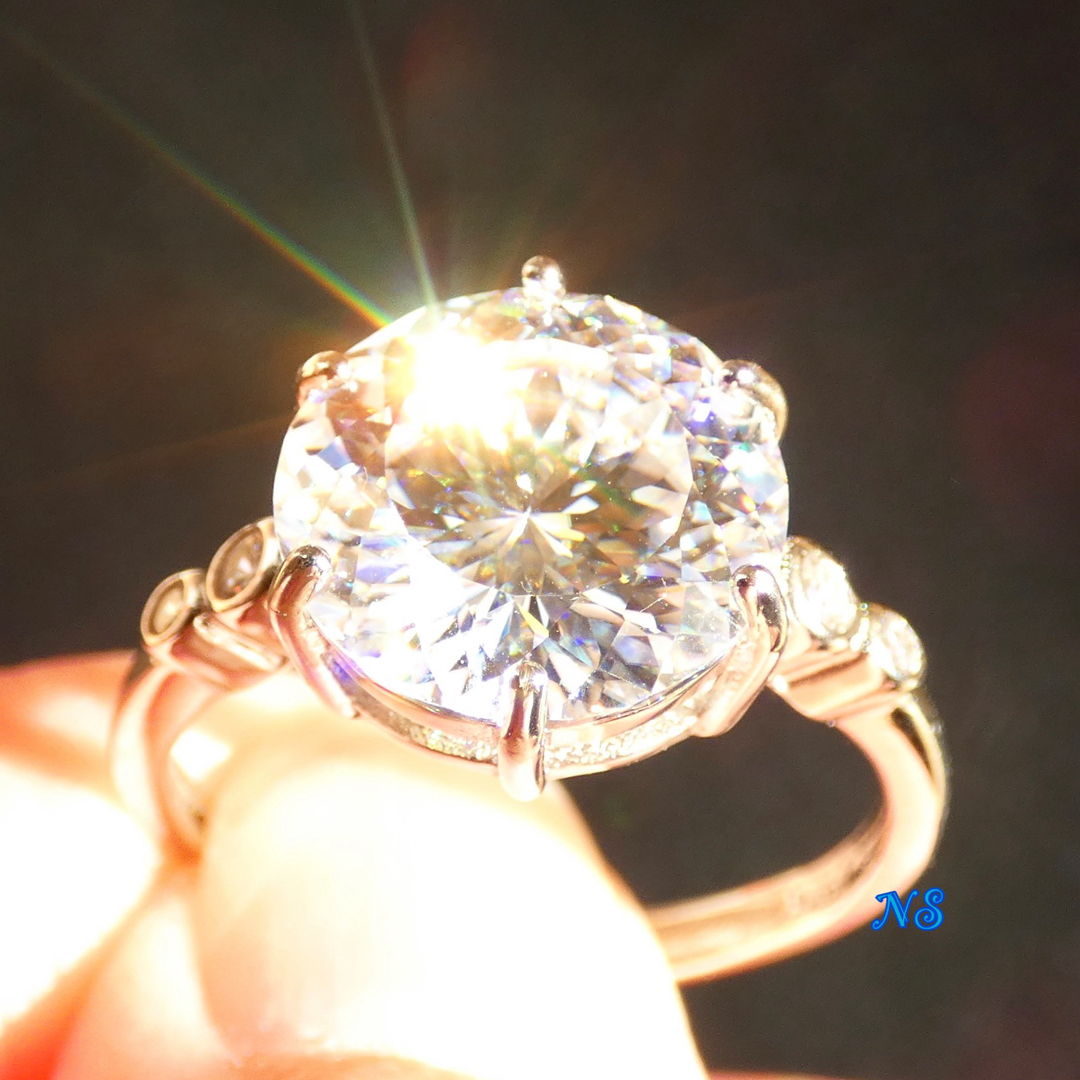 モアサナイト 指輪 5ct ロシアンカット ポルトガル 百花 モアサナイト 指輪 5ct ロシアンカット ポルトガル 百花