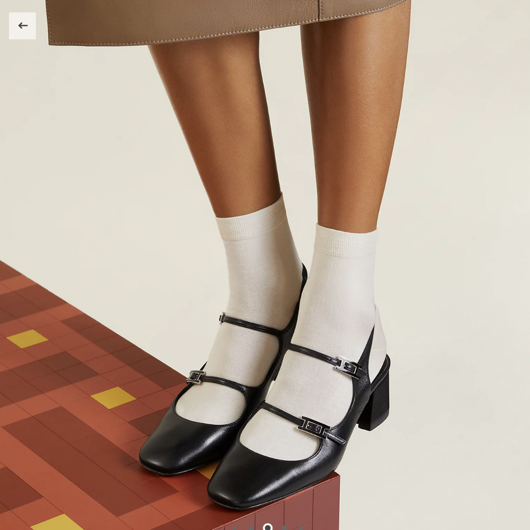 HERMES - 【新品未使用】エルメス 新作 パンプス 《ジャッキー HERMES - 【新品未使用】エルメス 新作 パンプス 《ジャッキー