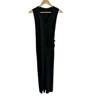 PLEATS PLEASE ISSEY MIYAKE(オールインワン)のフリマアイテム一覧 PLEATS PLEASE ISSEY MIYAKE(オールインワン)のフリマアイテム一覧