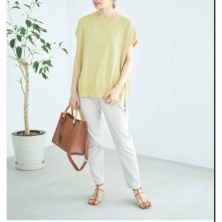 イエナ(IENA)のIENAコットンストレッチ NEOワイドクループルオーバー イエロー　イエナ(ニット/セーター)