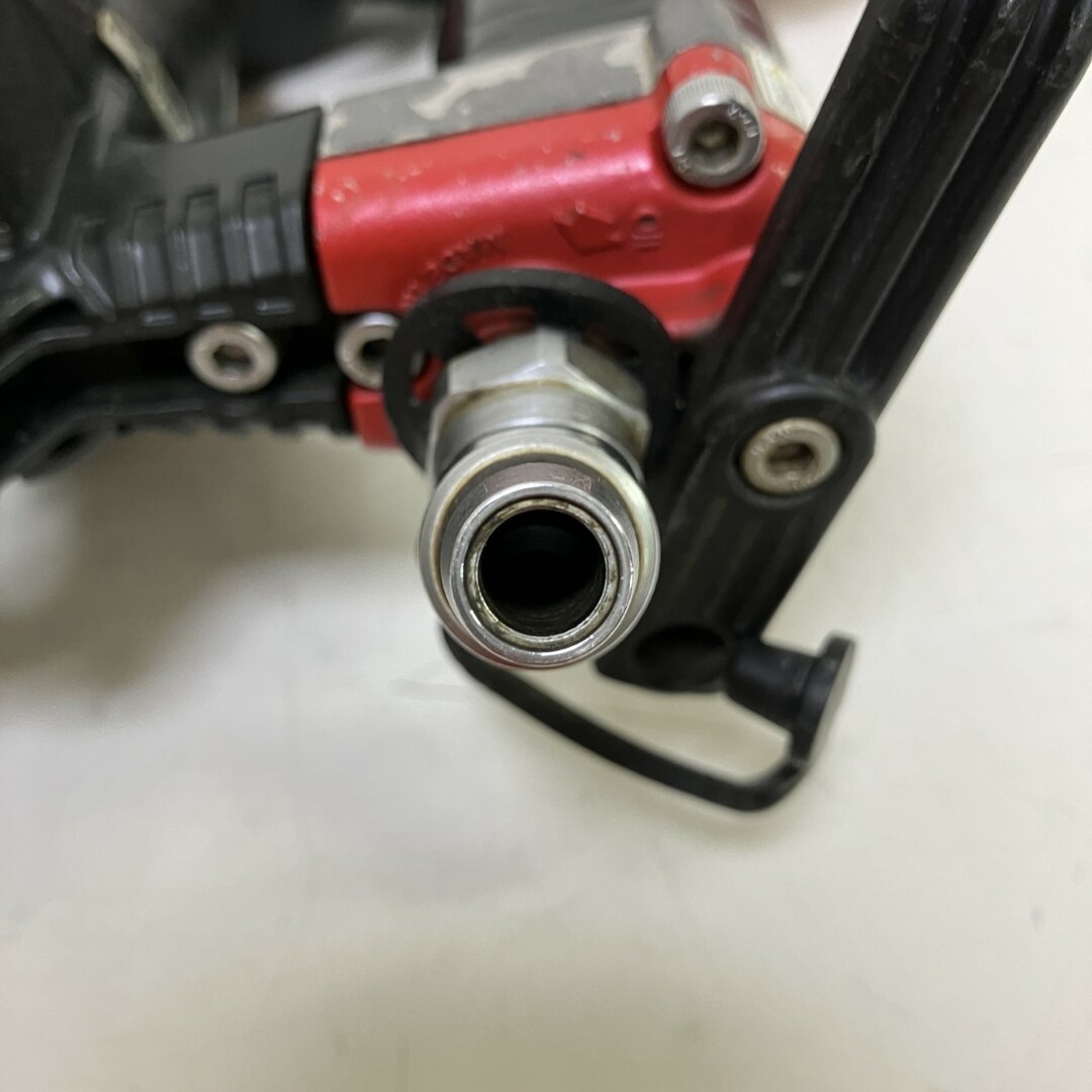ЗЗMAX マックス 32mm 常圧 ねじ打ち機 ケース付 TD-332G レッド ЗЗMAX マックス 32mm 常圧 ねじ打ち機 ケース付 TD-332G レッド