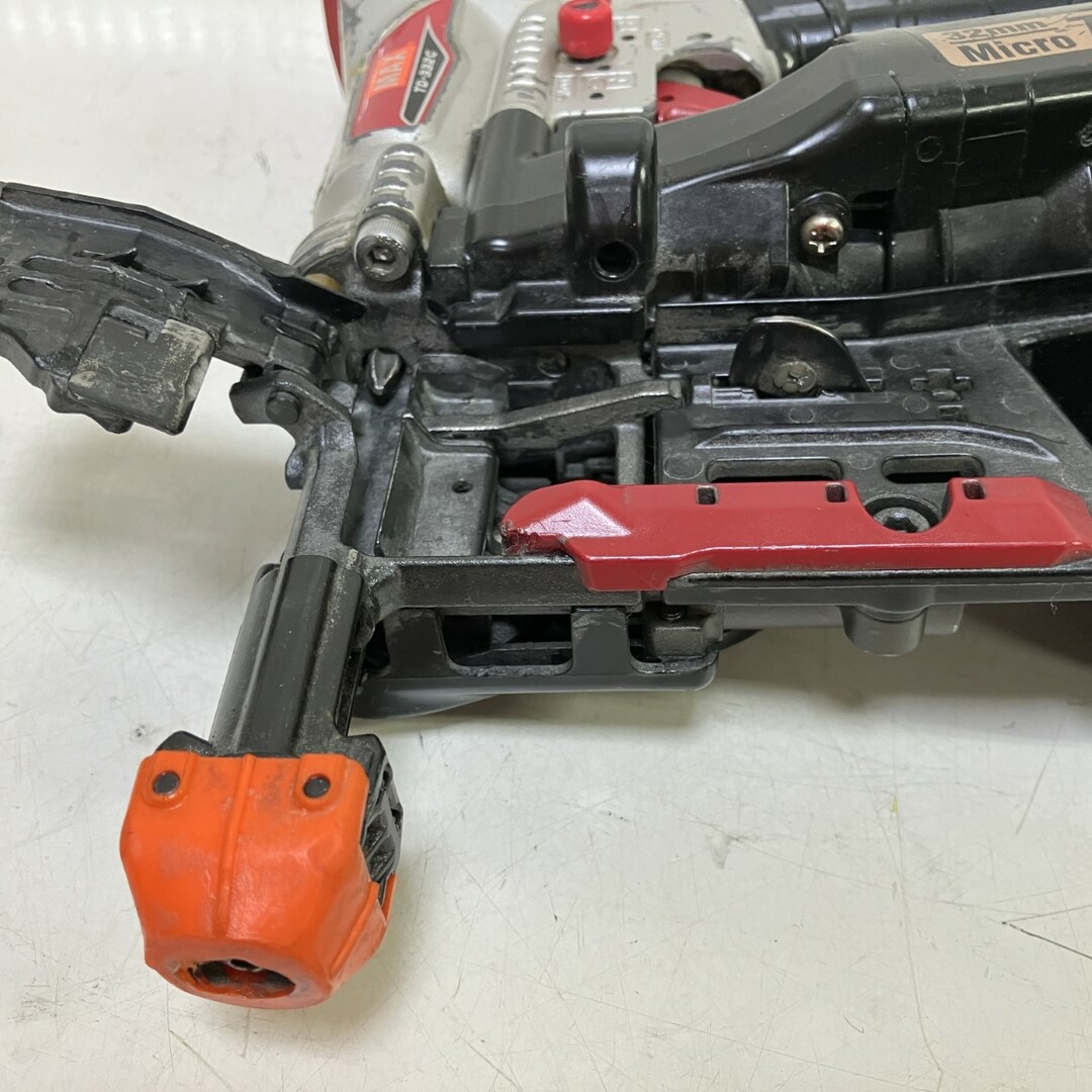 ЗЗMAX マックス 32mm 常圧 ねじ打ち機 ケース付 TD-332G レッド ЗЗMAX マックス 32mm 常圧 ねじ打ち機 ケース付 TD-332G レッド