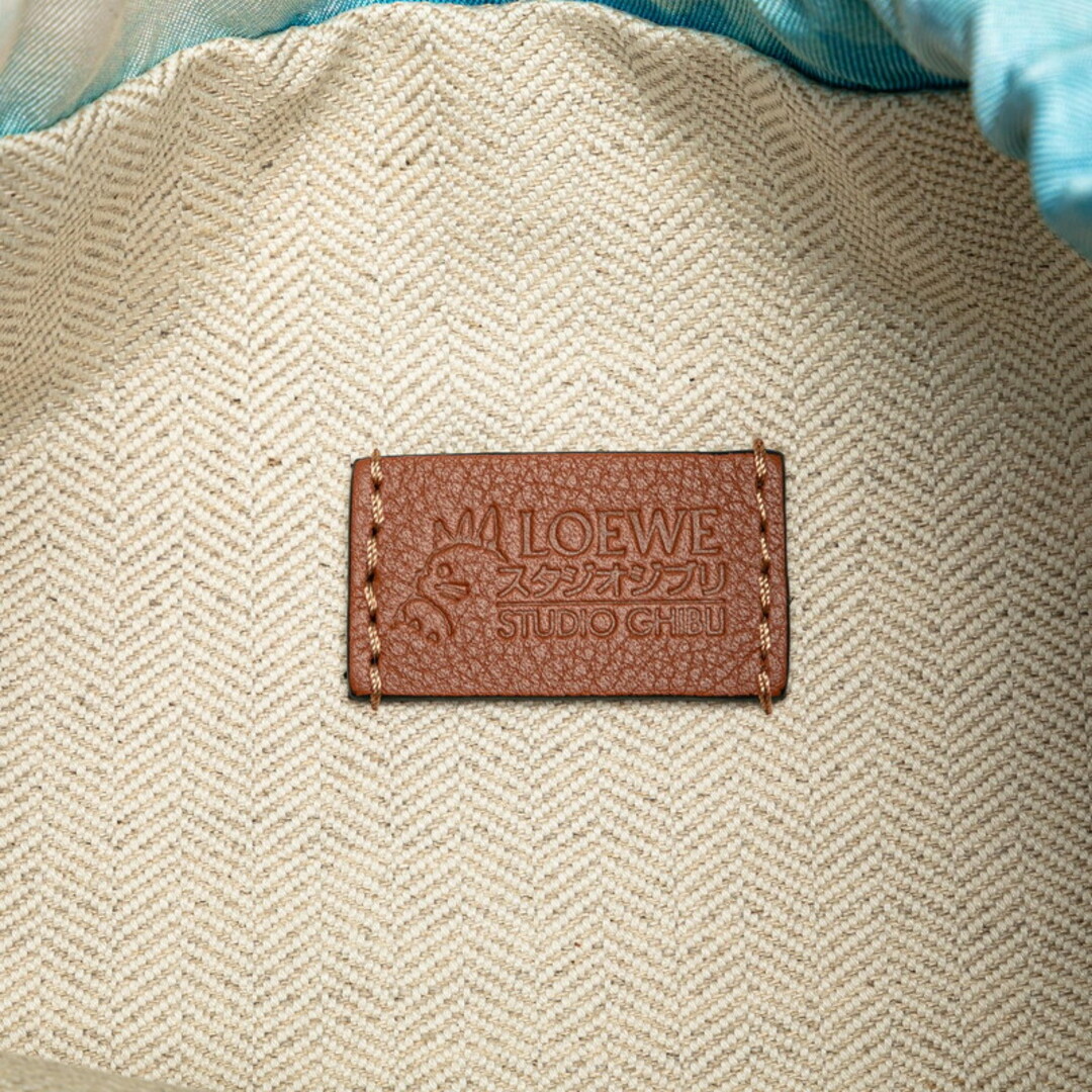 LOEWE - 美品 ロエベ ジブリコラボ ハウルの動く城 巾着ポーチ LOEWE - 美品 ロエベ ジブリコラボ ハウルの動く城 巾着ポーチ