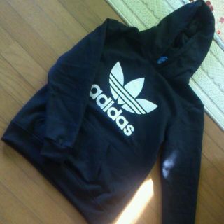 アディダス(adidas)のアディダス/パーカー(パーカー)