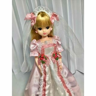 ウェディングドレス リカちゃん人形。(ぬいぐるみ/人形)