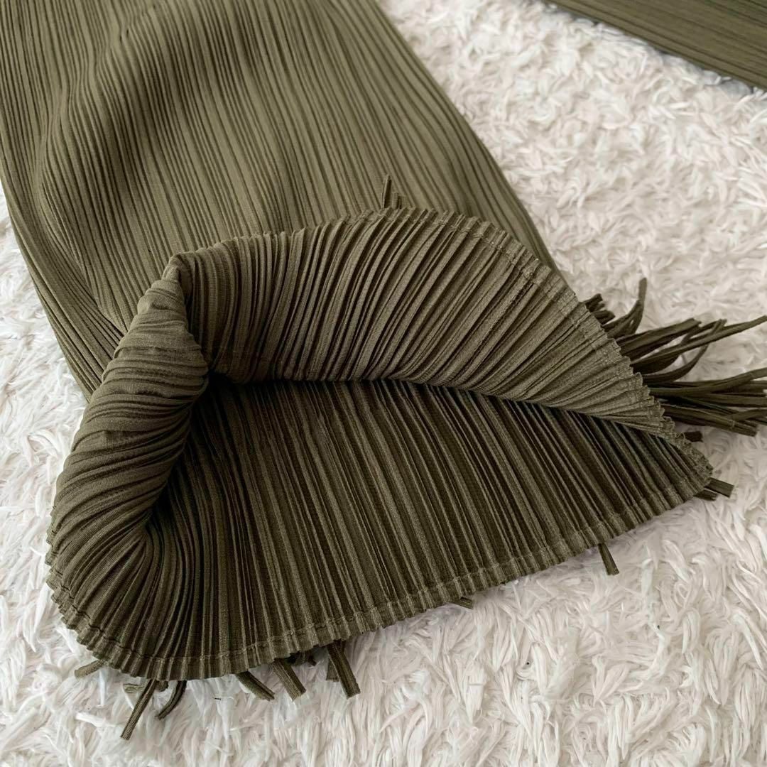 美品 PLEATS PLEASE イッセイミヤケ フリンジ ワイドパンツ 4 パンツ 美品 PLEATS PLEASE イッセイミヤケ フリンジ ワイドパンツ 4 パンツ