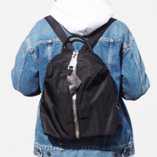 マウジー(moussy)の♡美品♡meidy センタージップリュック(リュック/バックパック)