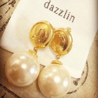 ダズリン(dazzlin)のdazzlin パールイヤリング(イヤリング)