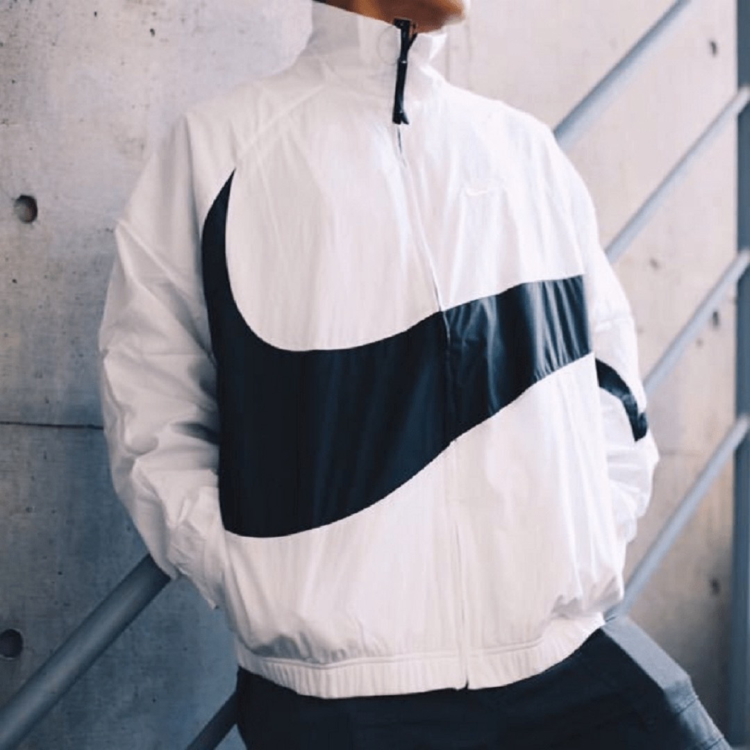 NIKE - 2XL 新品 ナイキ ナイロンジャケット スウッシュウーブン NIKE - 2XL 新品 ナイキ ナイロンジャケット スウッシュウーブン