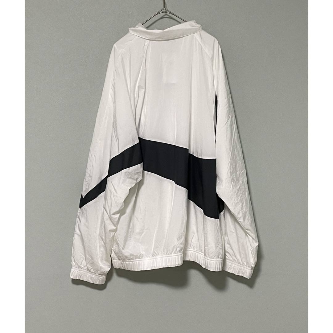 NIKE - 2XL 新品 ナイキ ナイロンジャケット スウッシュウーブン NIKE - 2XL 新品 ナイキ ナイロンジャケット スウッシュウーブン