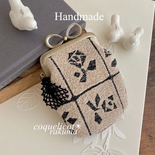ミナペルホネン(mina perhonen)のミナペルホネン  ハンドメイド　Lulu がま口　カードポーチ　ミニ財布(ポーチ)
