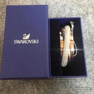 スワロフスキー(SWAROVSKI)のSWAROVSKI バングル【新品未使用】(ブレスレット/バングル)