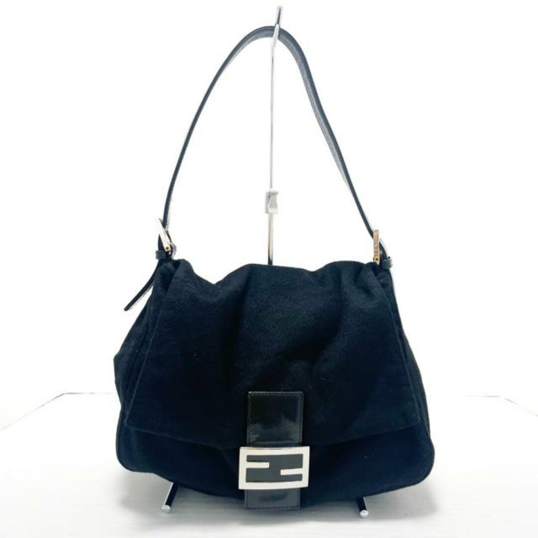 FENDI(フェンディ) ショルダーバッグ マンマバケット 黒 ウール FENDI(フェンディ) ショルダーバッグ マンマバケット 黒 ウール