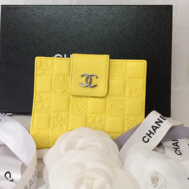 CHANEL(シャネル)のアイコン  折財布 レディースのファッション小物(財布)の商品写真