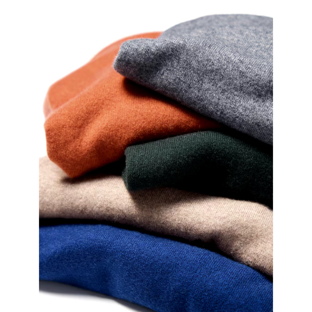 UNIQLO - 【新品未使用】ユニクロ カシミヤクルーネックセーター UNIQLO - 【新品未使用】ユニクロ カシミヤクルーネックセーター