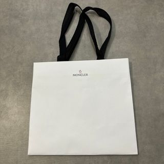 MONCLER(ショップ袋)のフリマアイテム一覧 MONCLER(ショップ袋)のフリマアイテム一覧