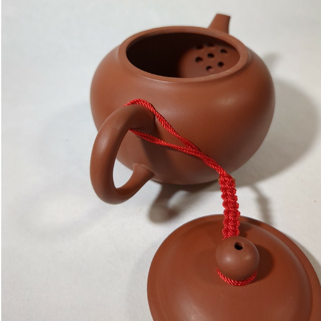 中国茶 朱泥 急須 壺縄付き 在銘 美品 の通販 by SHOP sac|ラクマ 中国茶 朱泥 急須 壺縄付き 在銘 美品 の通販 by SHOP sac|ラクマ