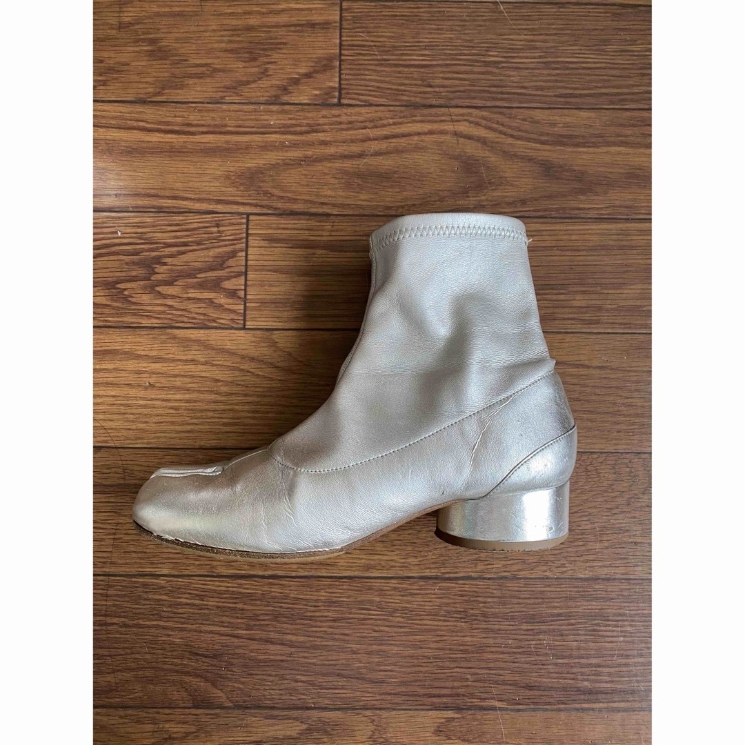マルジェラ margiela tabi ブーツ 足袋ブーツ 傷あり 37サイズ マルジェラ margiela tabi ブーツ 足袋ブーツ 傷あり 37サイズ