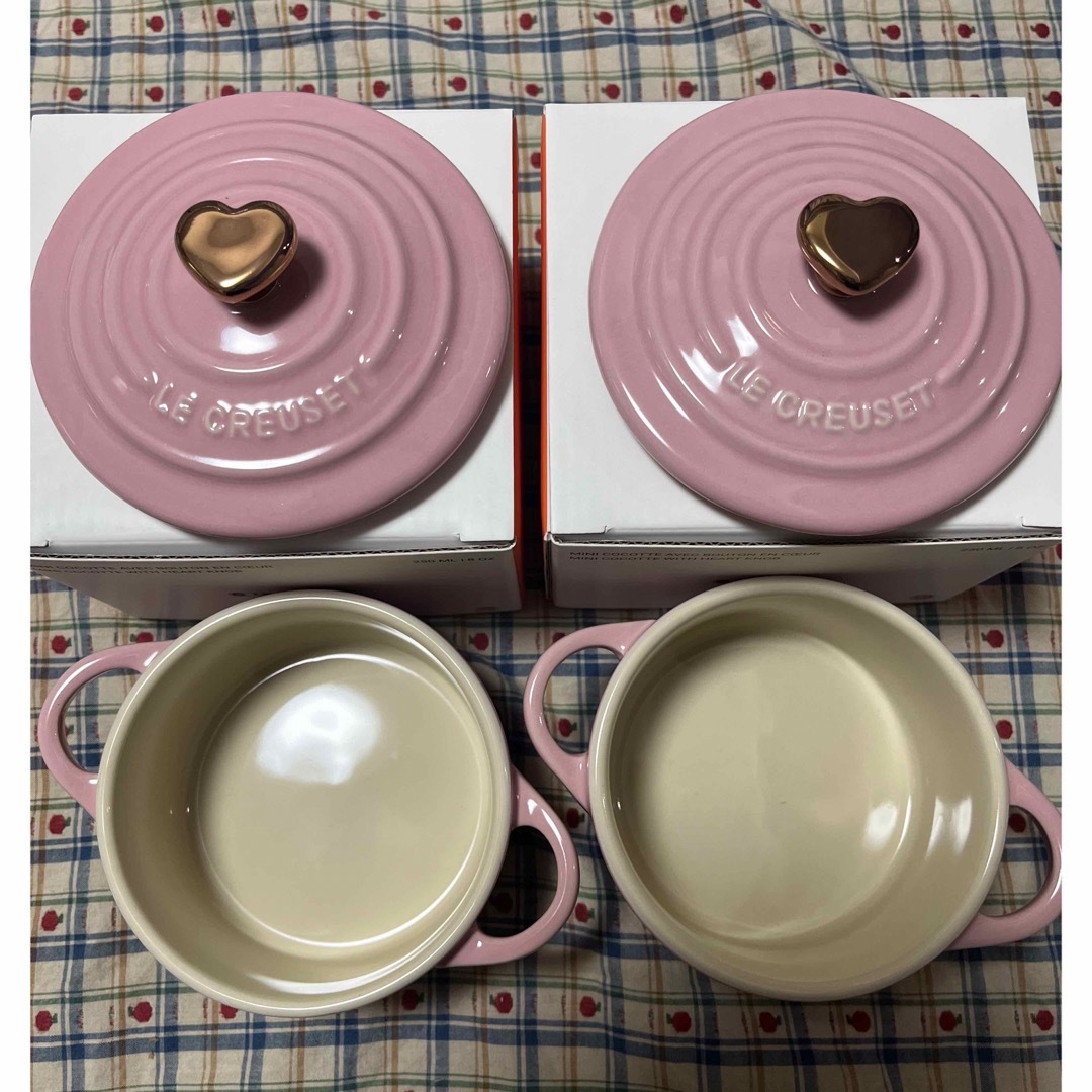 LE CREUSET - ルクルーゼ ミニココット ゴールドハートツマミの LE CREUSET - ルクルーゼ ミニココット ゴールドハートツマミの