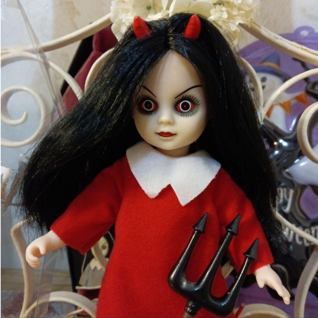 D27 リビングデッドドールズ シリーズ1シン Living Dead Dollの D27 リビングデッドドールズ シリーズ1シン Living Dead Dollの