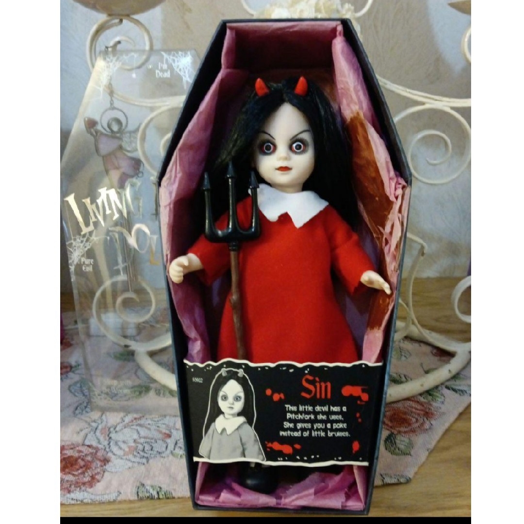 D27 リビングデッドドールズ シリーズ1シン Living Dead Dollの D27 リビングデッドドールズ シリーズ1シン Living Dead Dollの