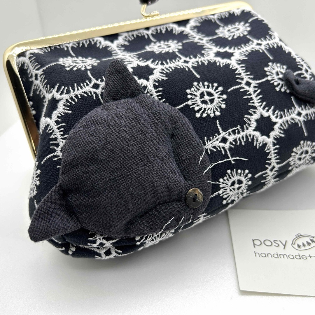 ミナペルホネンハンドメイドがま口苺口金眠り猫ショルダーanemone - ファッション小物 ミナペルホネンハンドメイドがま口苺口金眠り猫ショルダーanemone - ファッション小物