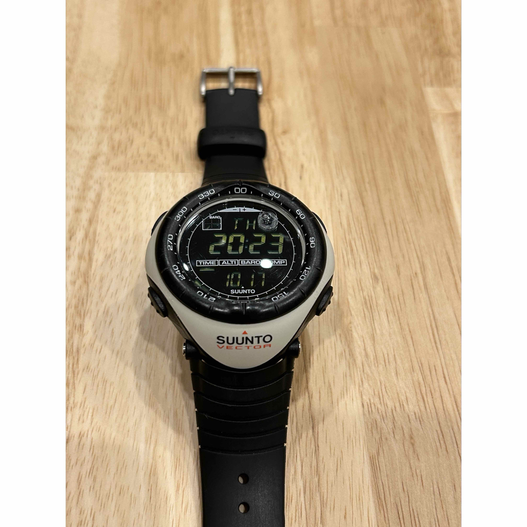 SUUNTO VECTOR カーキ スント ベクター コア レガッタ 腕時計 SUUNTO VECTOR カーキ スント ベクター コア レガッタ 腕時計