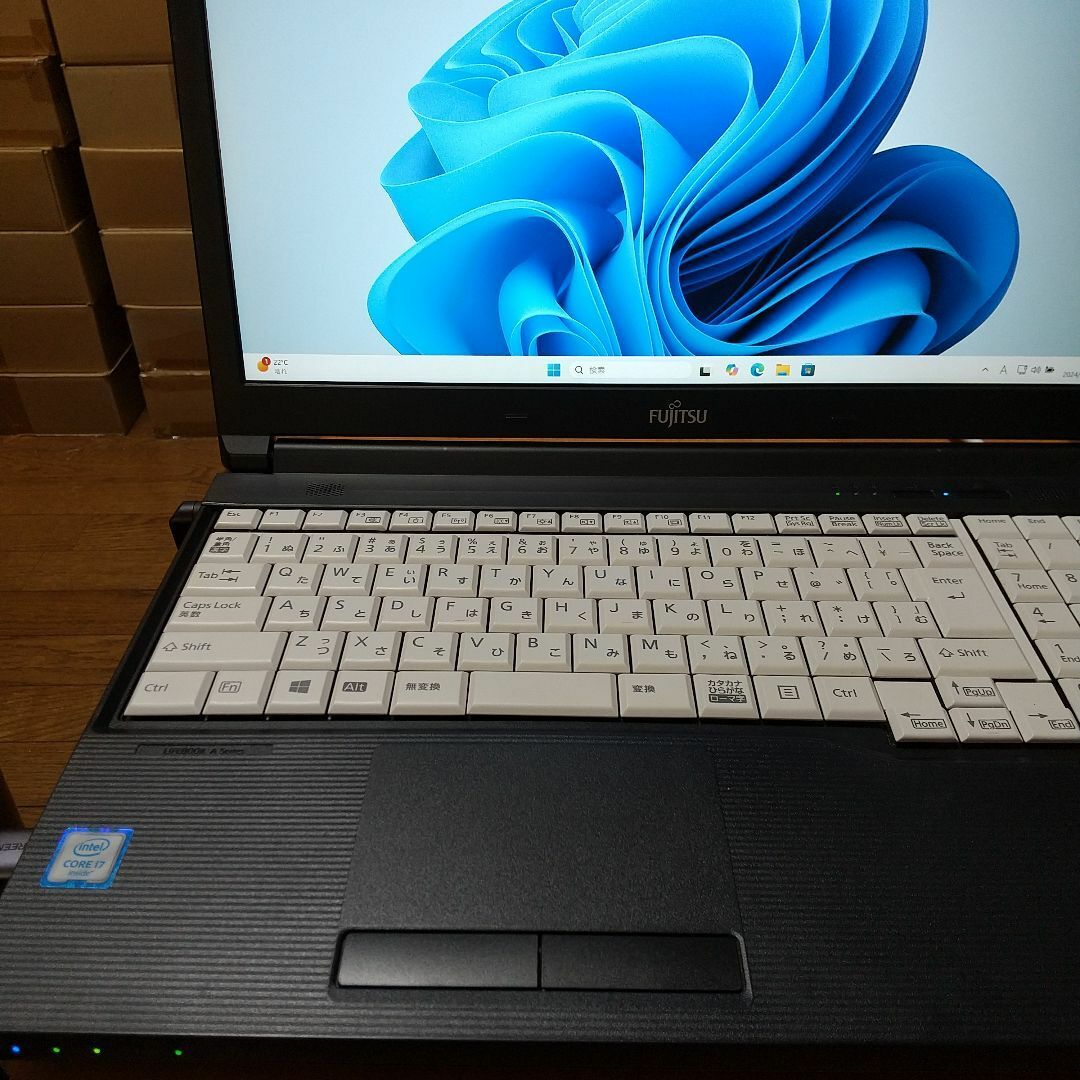 Windows11ノートパソコン Core i7 SSD256GBメモリ16GB Windows11ノートパソコン Core i7 SSD256GBメモリ16GB