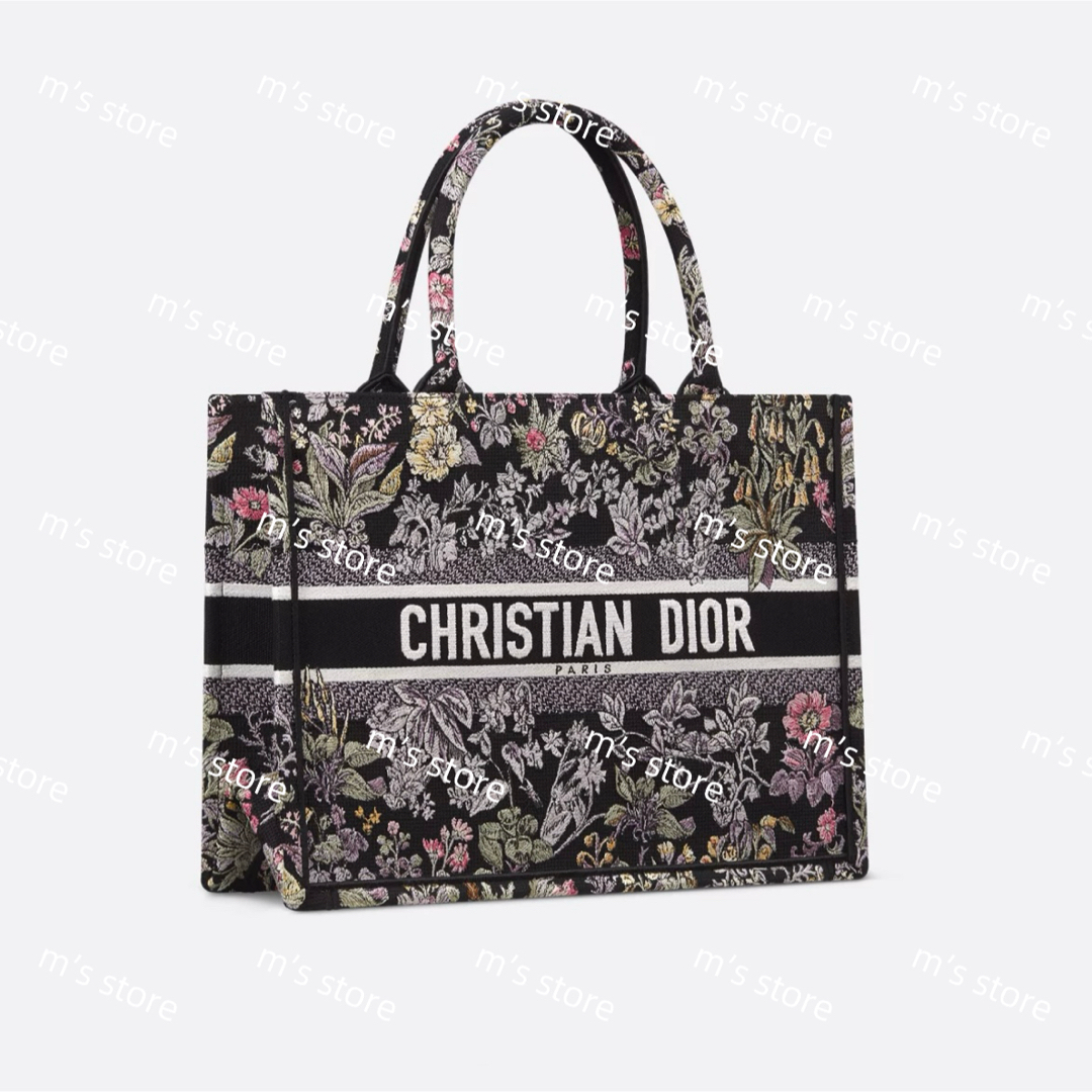 Christian Dior - 新品 ディオール Dior Book Tote バッグ Christian Dior - 新品 ディオール Dior Book Tote バッグ