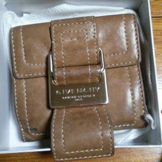 ジバンシィ(GIVENCHY)のGIVENCHY財布只今値下げ中！(財布)
