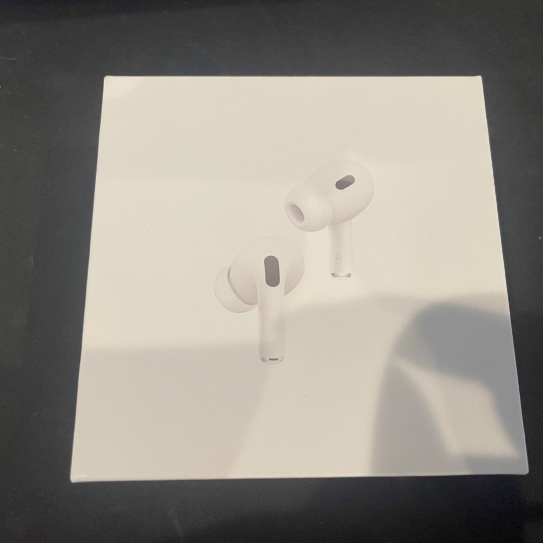 ほぼ未使用 AirPods pro第2世代usb-c ほぼ未使用 AirPods pro第2世代usb-c