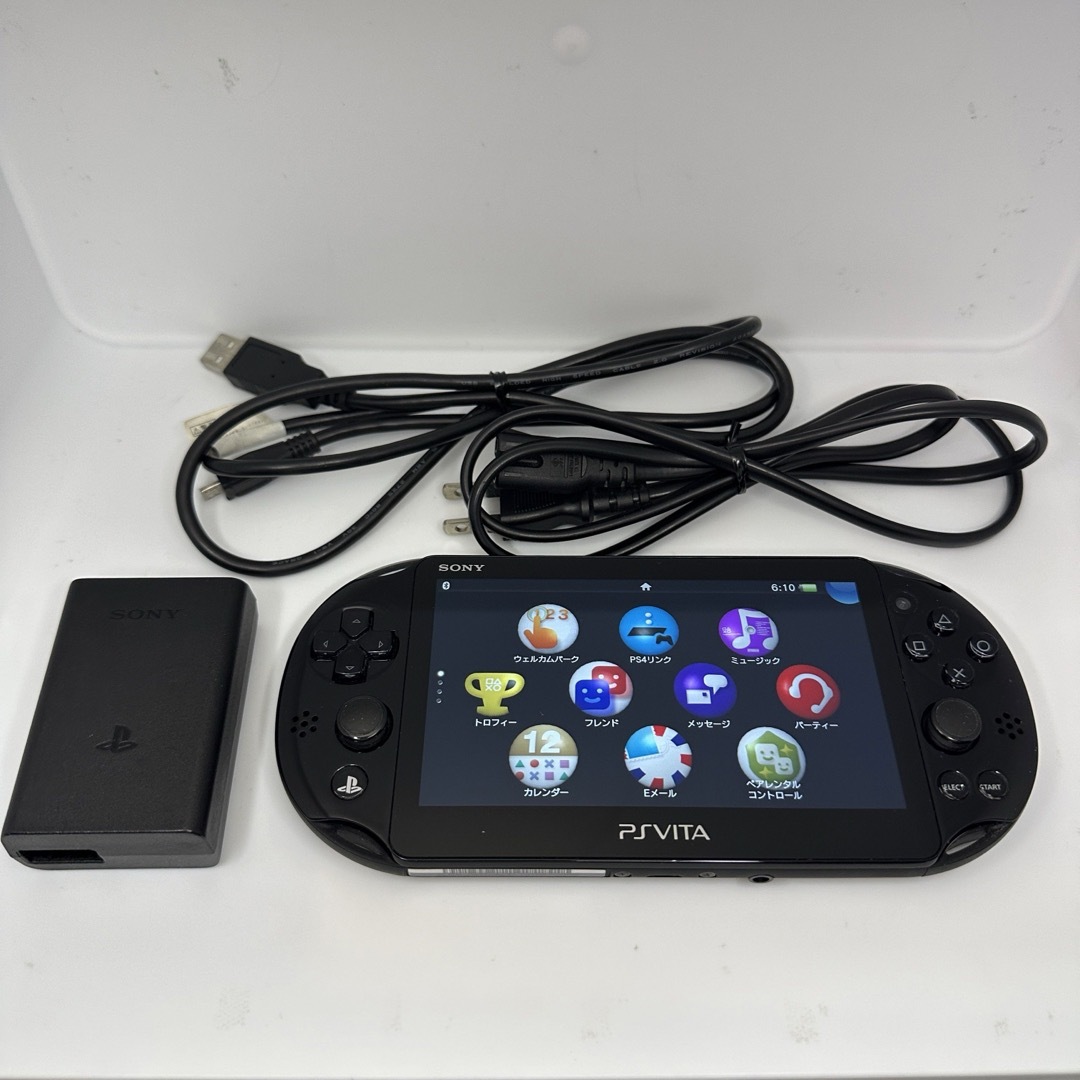 Sony すごかっ PS Vita PCH-2000 ブラック 本体 Sony すごかっ PS Vita PCH-2000 ブラック 本体