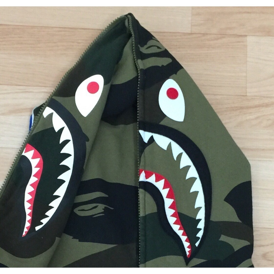 ☆激レア☆ APE ジャイアント シャークパーカー グリーン L パーカー ☆激レア☆ APE ジャイアント シャークパーカー グリーン L パーカー