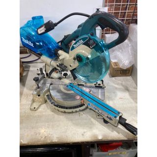 ☆マキタ(makita) スライドマルノコ LS0716FL　切断能力(高さ×幅mm)　直角　ノコ刃傾斜0度 55×312【川口店】