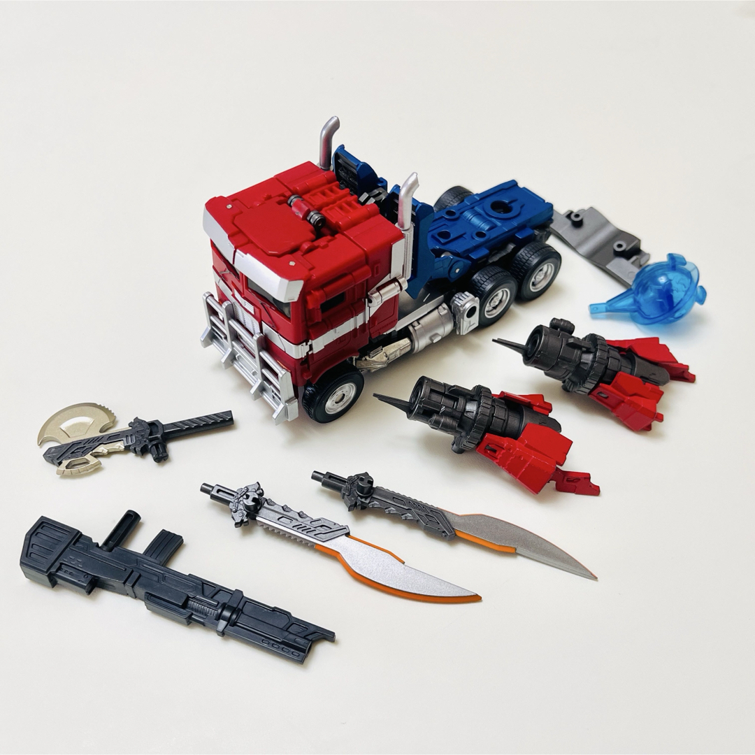 トランスフォーマー SS-122 海外版 オプティマスプライムの通販 トランスフォーマー SS-122 海外版 オプティマスプライムの通販