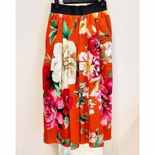 DOLCE&GABBANA(ロングスカート)のフリマアイテム一覧 DOLCE&GABBANA(ロングスカート)のフリマアイテム一覧