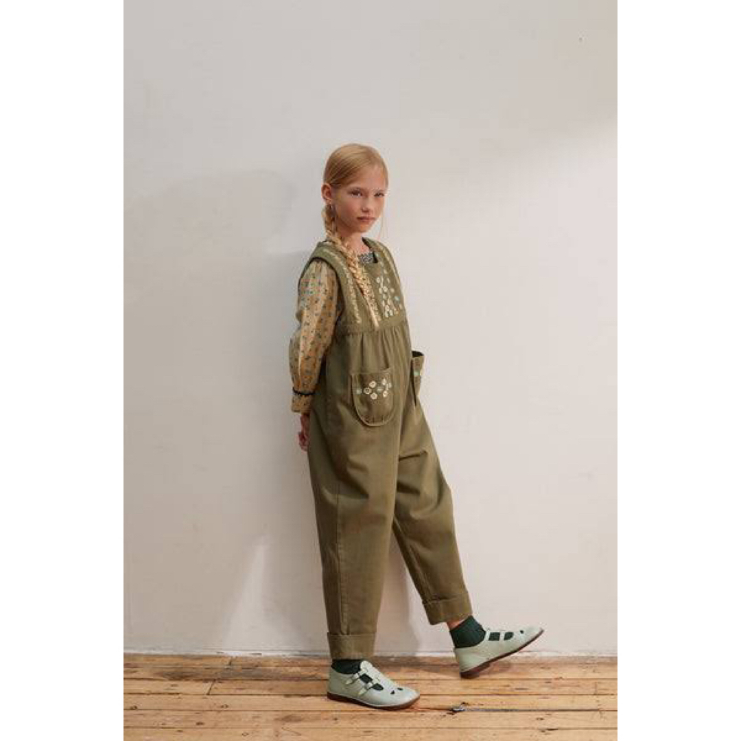 APOLINA BIBI dungaree (forest) 7-9Yの通販 by バッグスバニー APOLINA BIBI dungaree (forest) 7-9Yの通販 by バッグスバニー