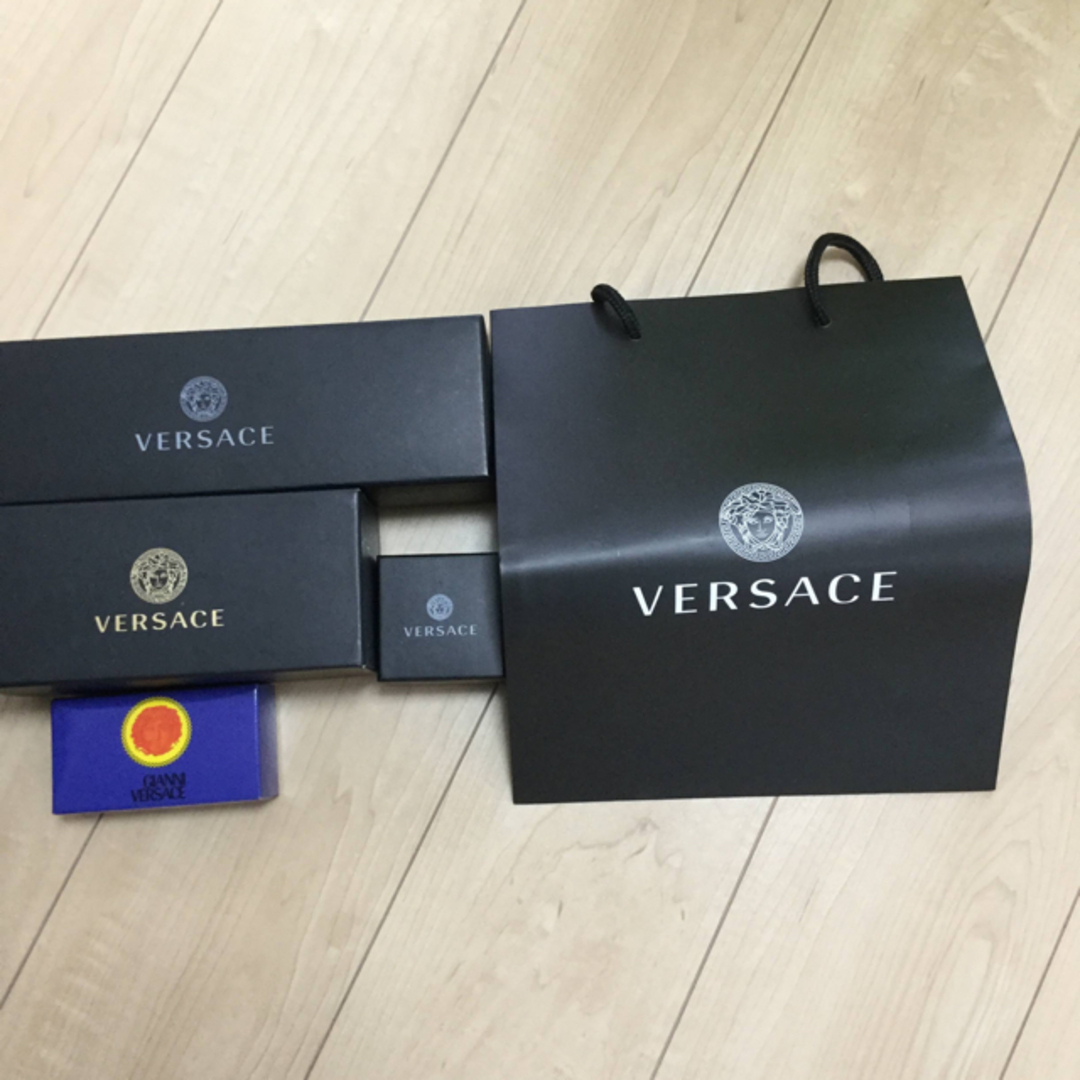 VERSACE(ヴェルサーチ)のversace ヴェルサーチ 付属品セットベルサーチ メンズのファッション小物(その他)の商品写真