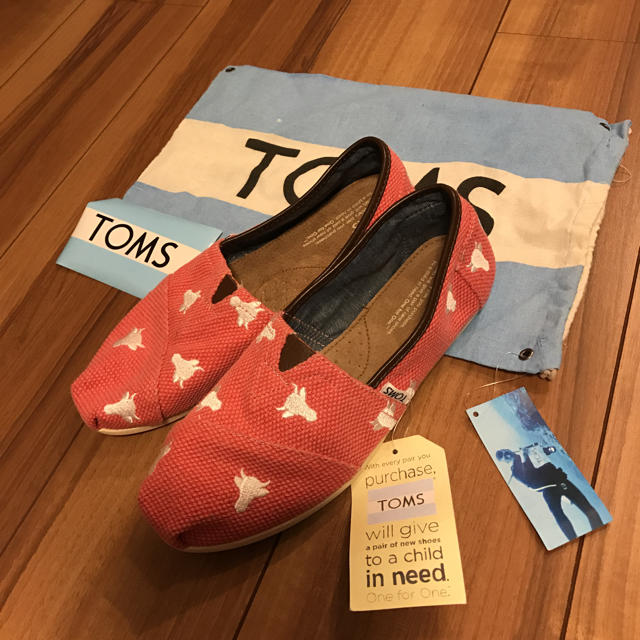 TOMS(トムズ)のtity様専用です レディースの靴/シューズ(スニーカー)の商品写真