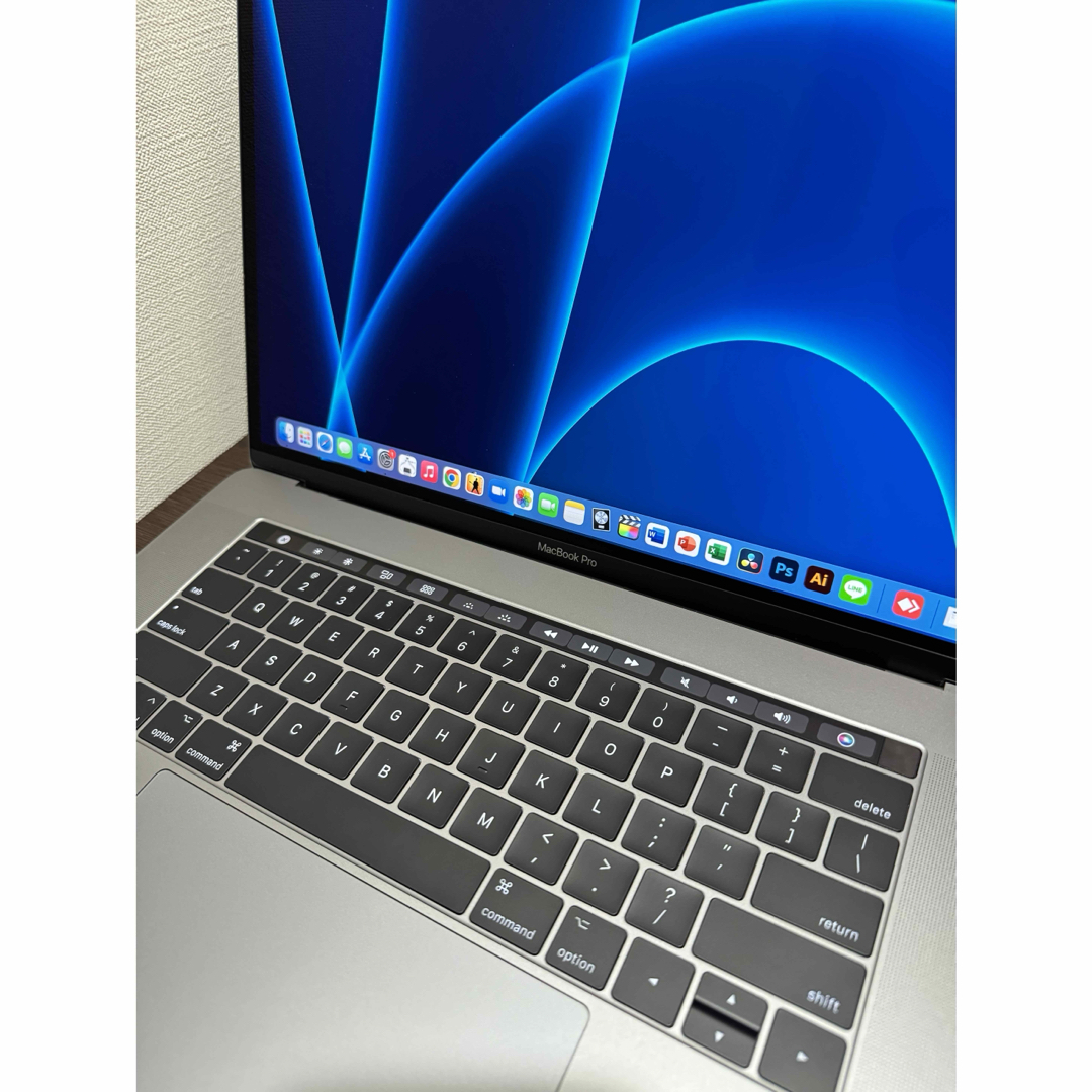美品 MacBook Pro 32GB/タッチパネル /2024年Office 美品 MacBook Pro 32GB/タッチパネル /2024年Office