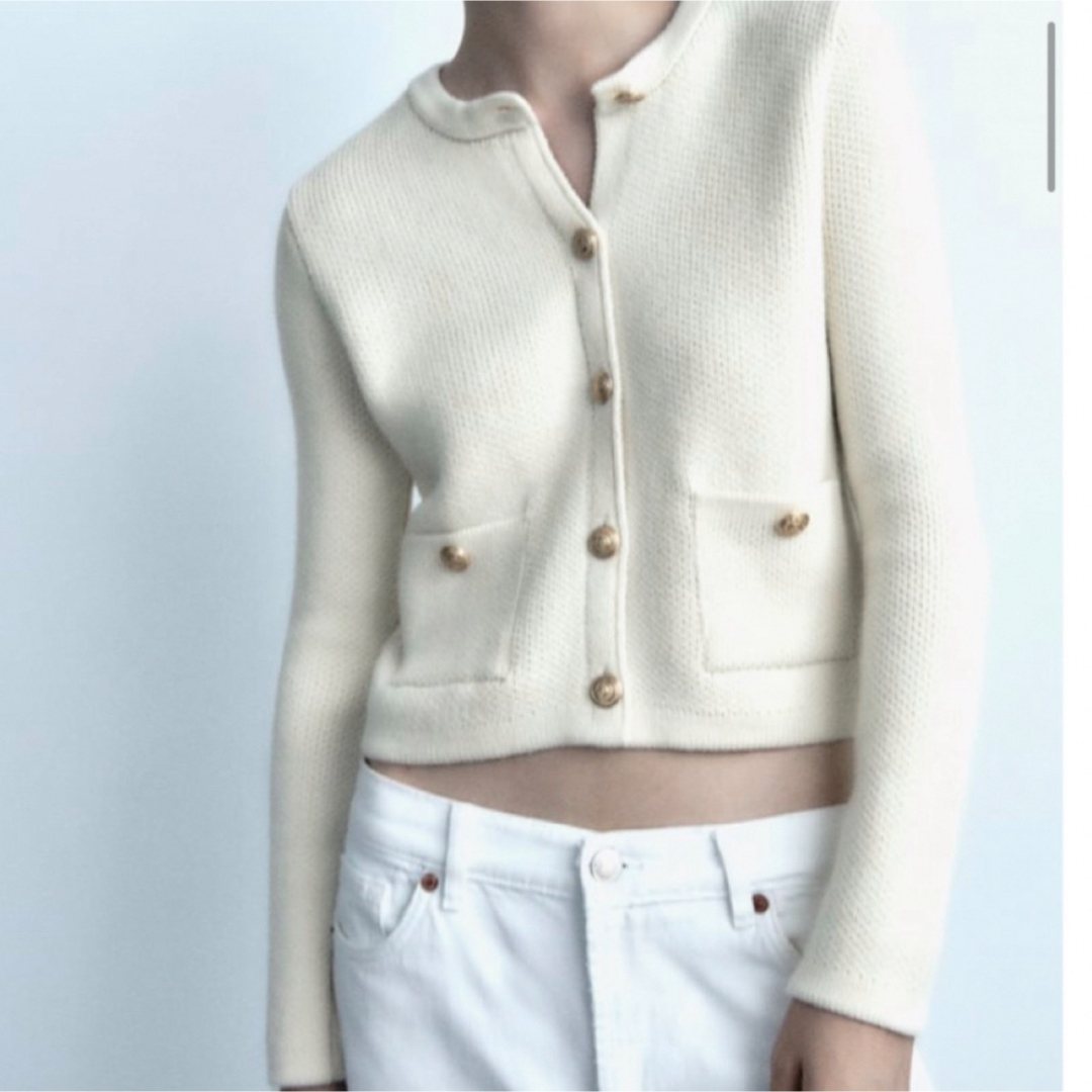 ZARA - ZARA ゴールドボタン ニット カーディガン の通販 by ZARA - ZARA ゴールドボタン ニット カーディガン の通販 by