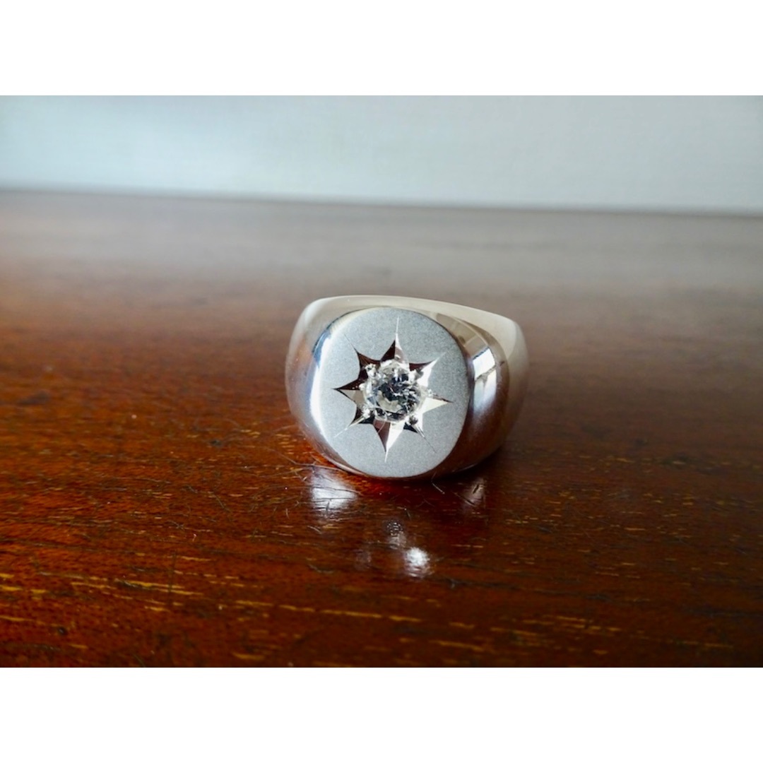 仁尾彫金『一つ星ジルコニア、楕円の印台リング2』ハンドメイド343b 仁尾彫金『一つ星ジルコニア、楕円の印台リング2』ハンドメイド343b